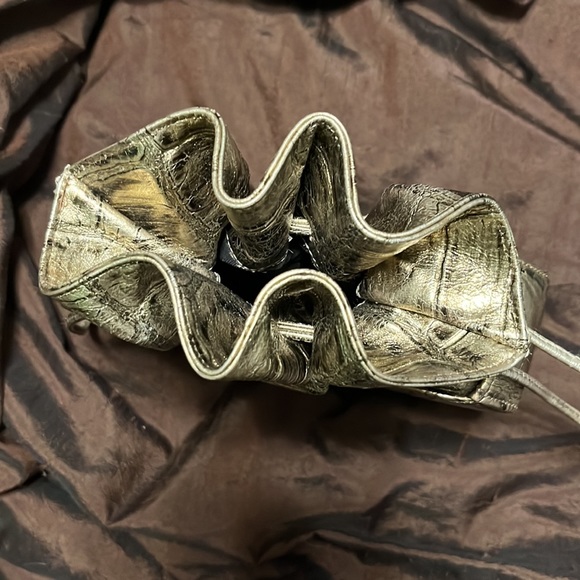 Vintage Gino gold metallic small leather bag - Picture 9 of 16